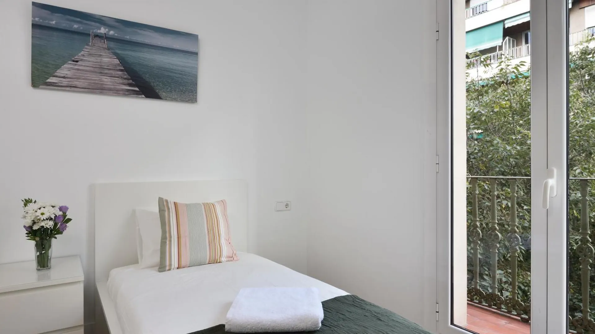 Apartment Encantador Piso En El Centro Barcelona